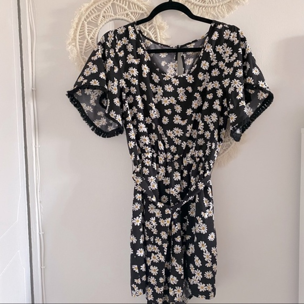 Daisy print belted romper